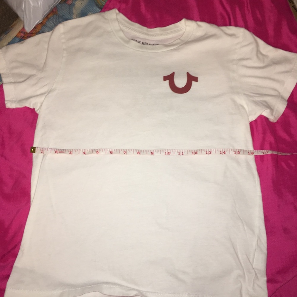 Women’s small true religion tee